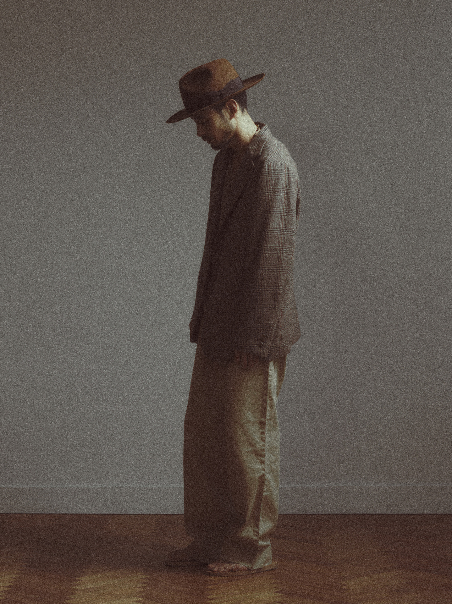LOOK 12