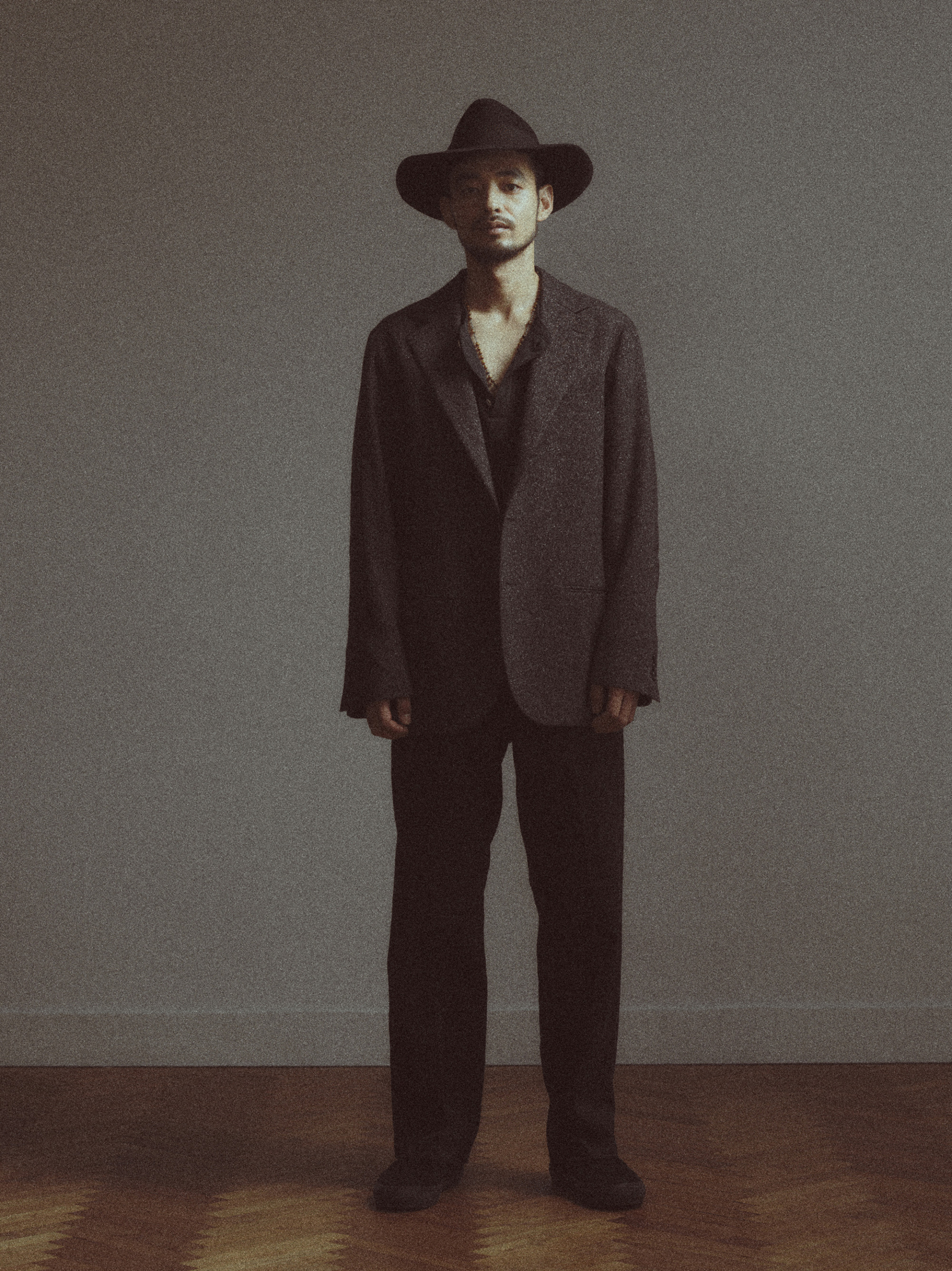 LOOK 16