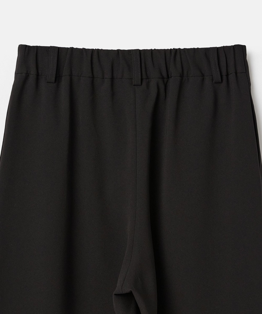 LOISIR エコダブルクロスクロップドパンツ ブラック