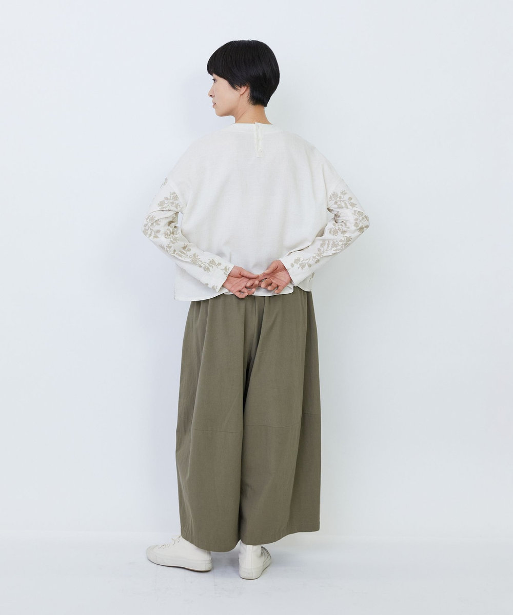 LOISIR オリジナル柄刺繍ボクシーブラウス キナリ