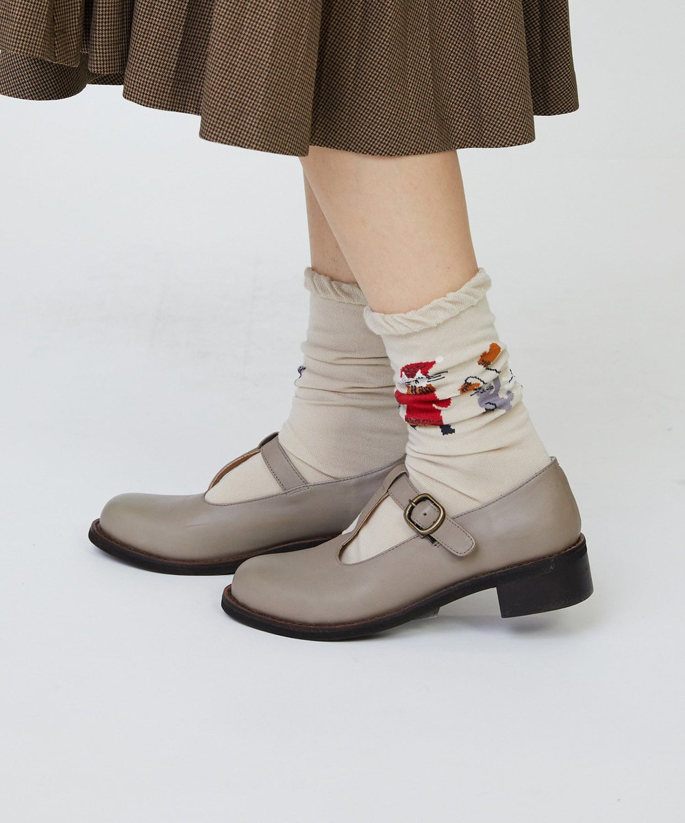 LOISIR 【アーティストコラボ】LOISIR×TORANEKOBONBON 戯れネコのソックス ベージュ系その他