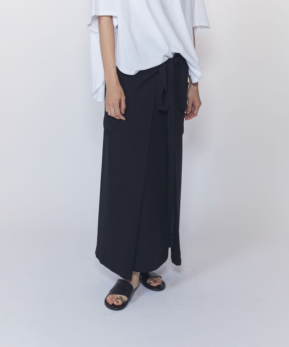 1er Arrondissement 【WEB限定】＜COTHEBISMOKE (コグ ザ ビッグ スモーク)＞“MINA"ダブルラップスカート ブラック