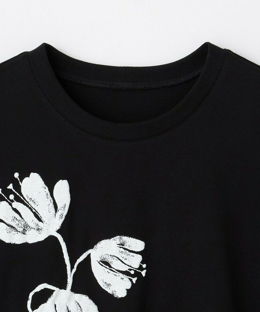 L'EQUIPE フラワー顔料プリントTシャツ ブラック