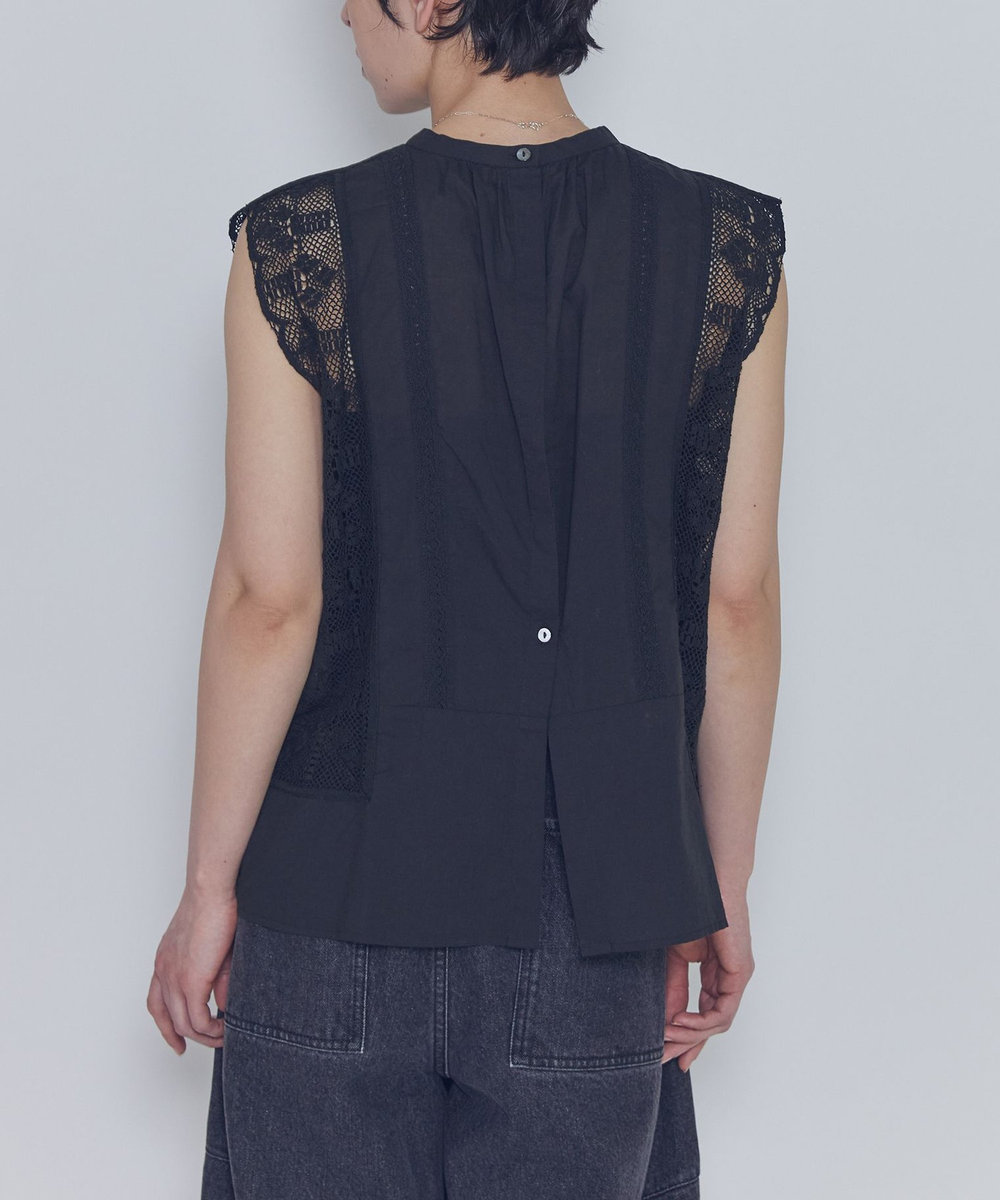 1er Arrondissement 【WEB限定】＜normment（ノーメント）＞ “MANNY LACE"ノースリーブブラウス ブラック