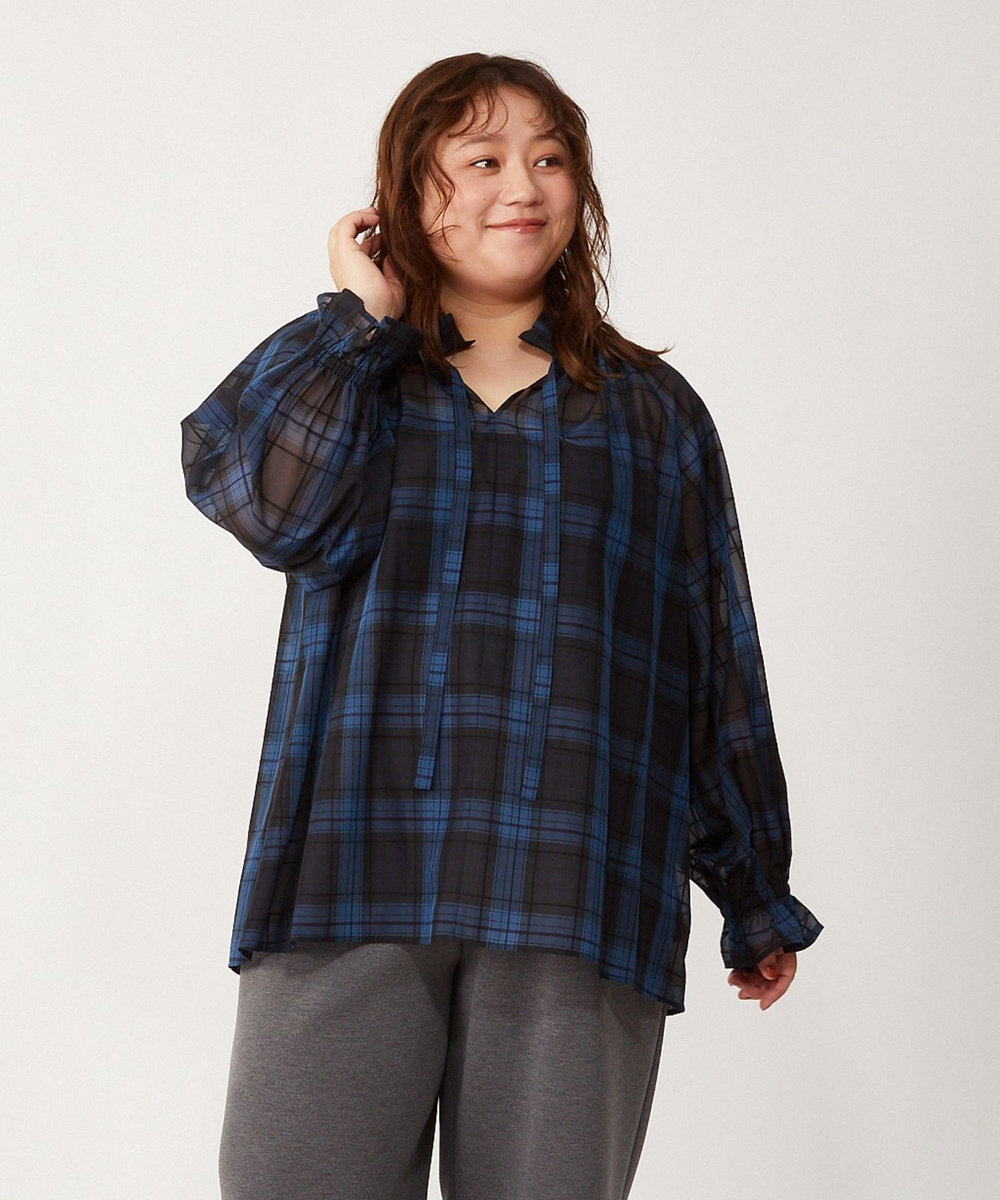 feerique Lサイズ（大きいサイズ） 【大きいサイズ】feerique シアーチェックボウタイブラウス ネイビー