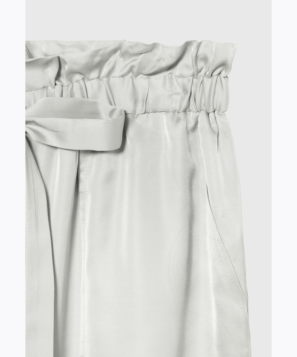 DÉPAREILLÉ VISCOSE SATIN GATHER PANTS / ヴィスコースサテンギャザーパンツ ライトグレー