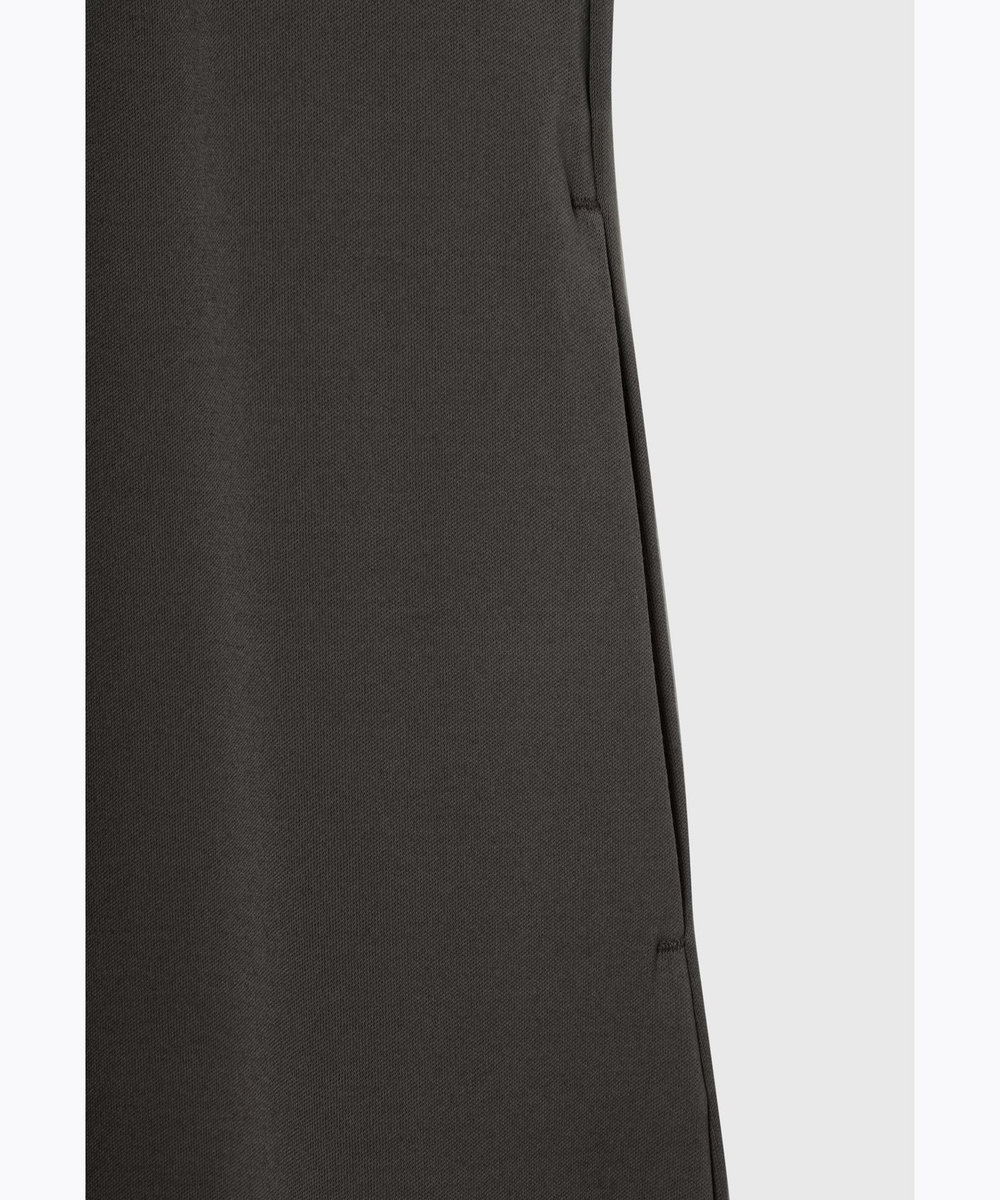 DÉPAREILLÉ SMOOTH JERSEY SHORT SLEEVE DRESS / スムースジャージーショートスリーブドレス ブラウン