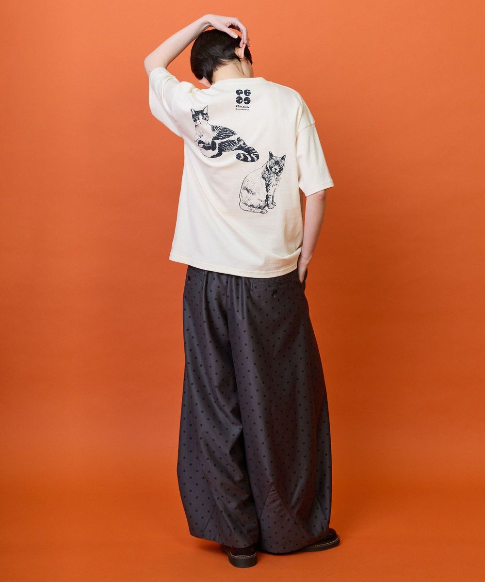 FRAPBOIS CATSスターTシャツ ベージュ