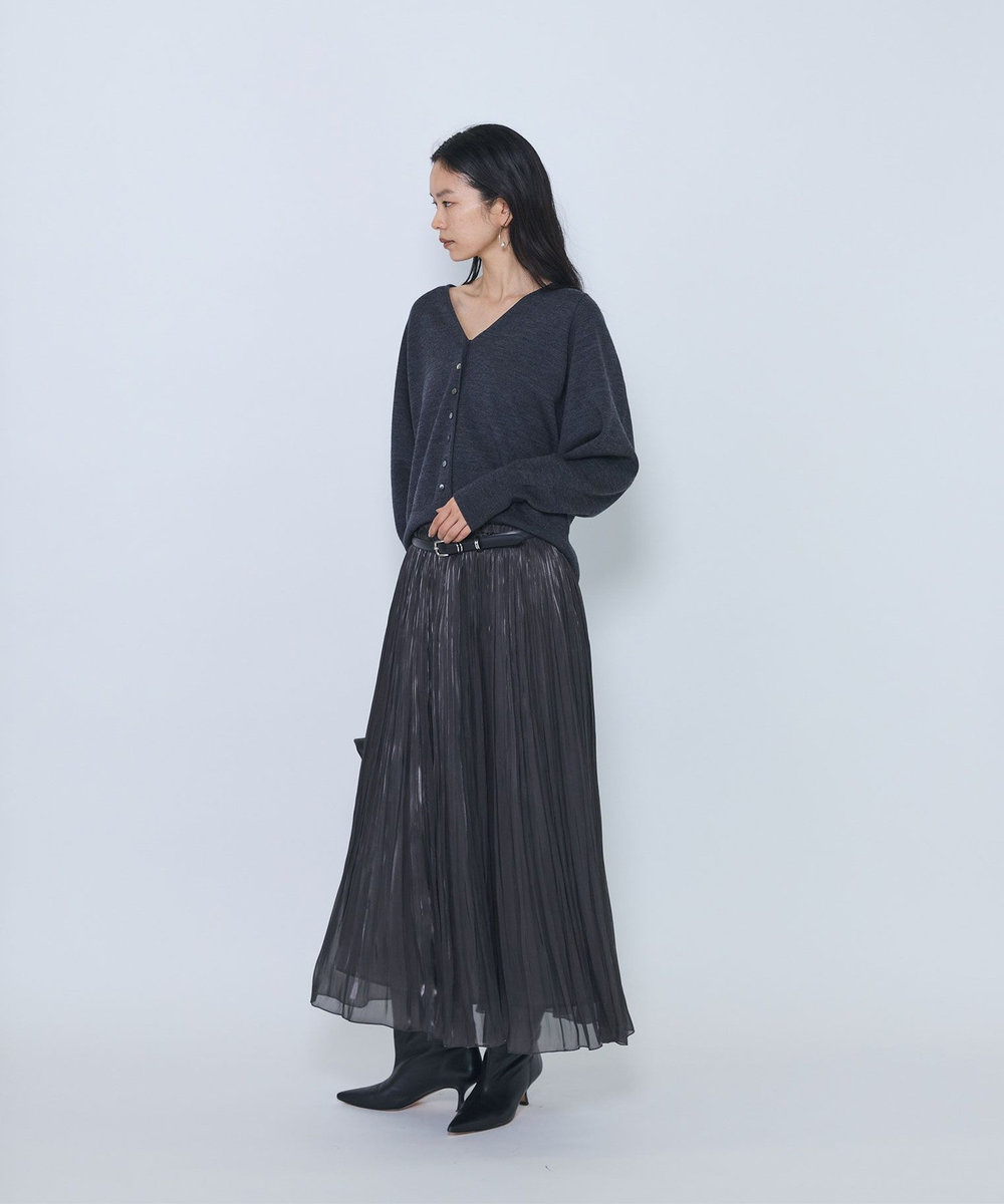 1er Arrondissement グロッシーサテンプリーツスカート ブラック