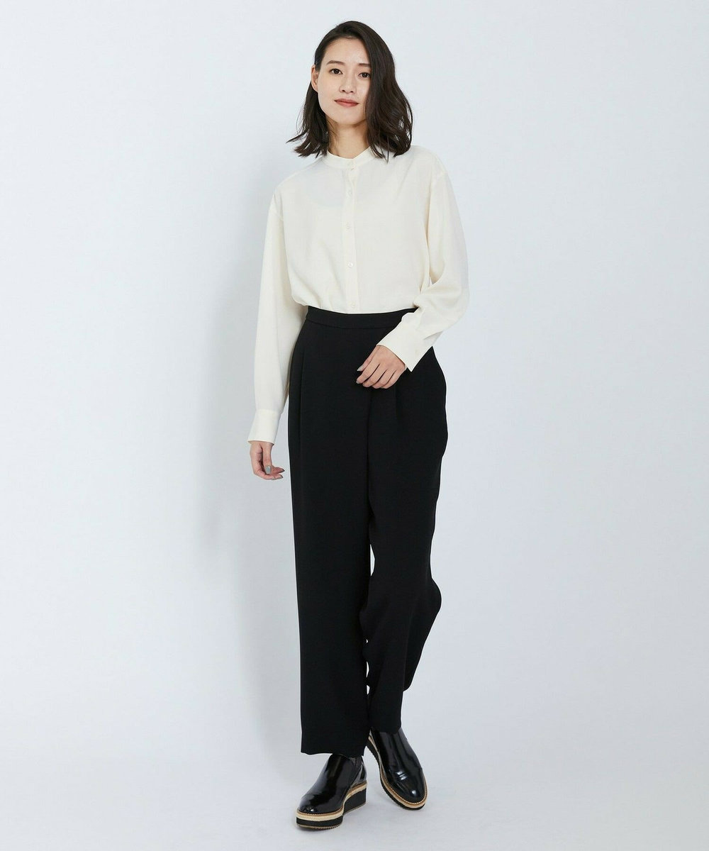 L'EQUIPE バックサテンラップテーパードパンツ ブラック