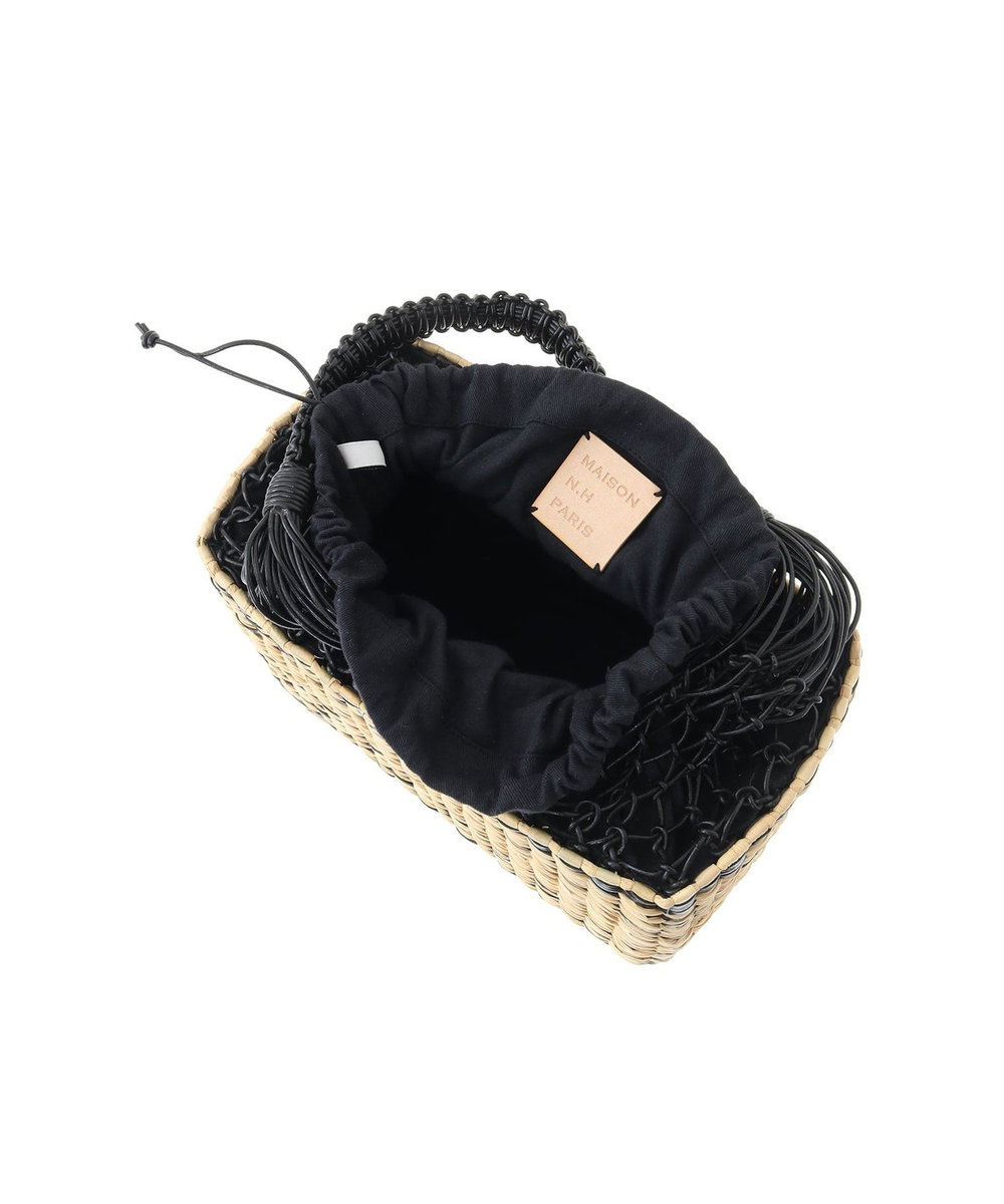 1er Arrondissement ＜MAISON N.H PARIS (メゾン エヌ アッシュ パリ)＞"CHANDIGARH" スクエアバッグ ブラック