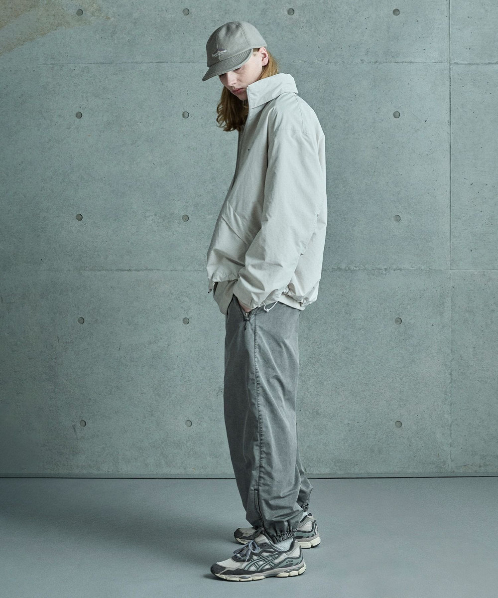 MEN'S BIGI コットンナイロンピグメント加工パンツ オフホワイト