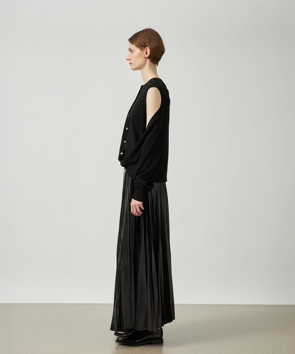 DÉPAREILLÉ FAUX LEATHER PLEATS SKIRT / フォーレザープリーツスカート ブラック