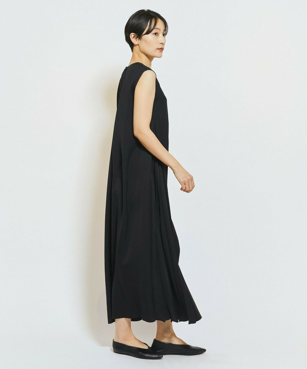 MOGA Collection MOGA Collection ウーリープリーツストレートワンピース ブラック