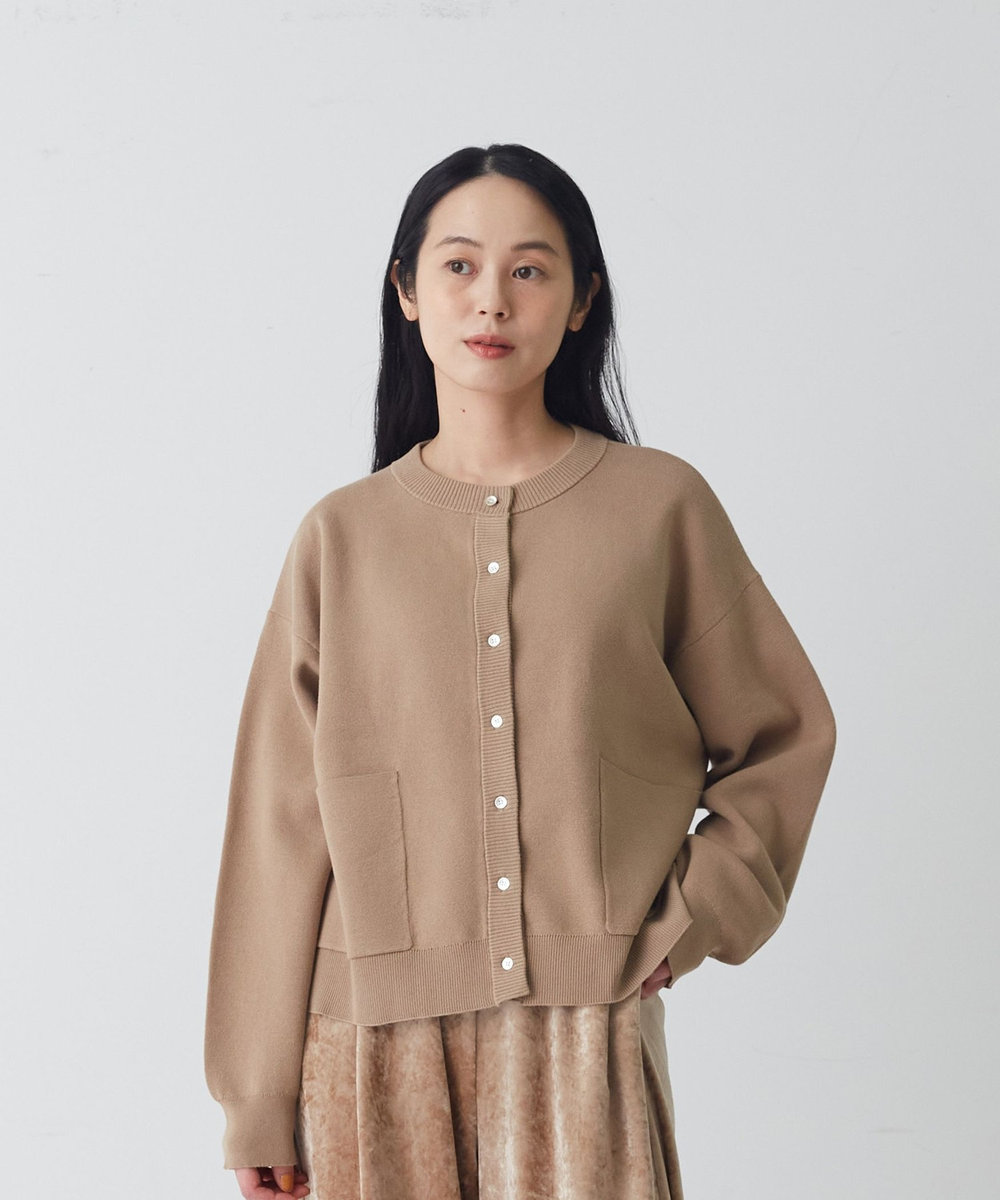 congés payés ADIEU TRISTESSE コットンミラノリブクルーネックニットカーディガン キャメル