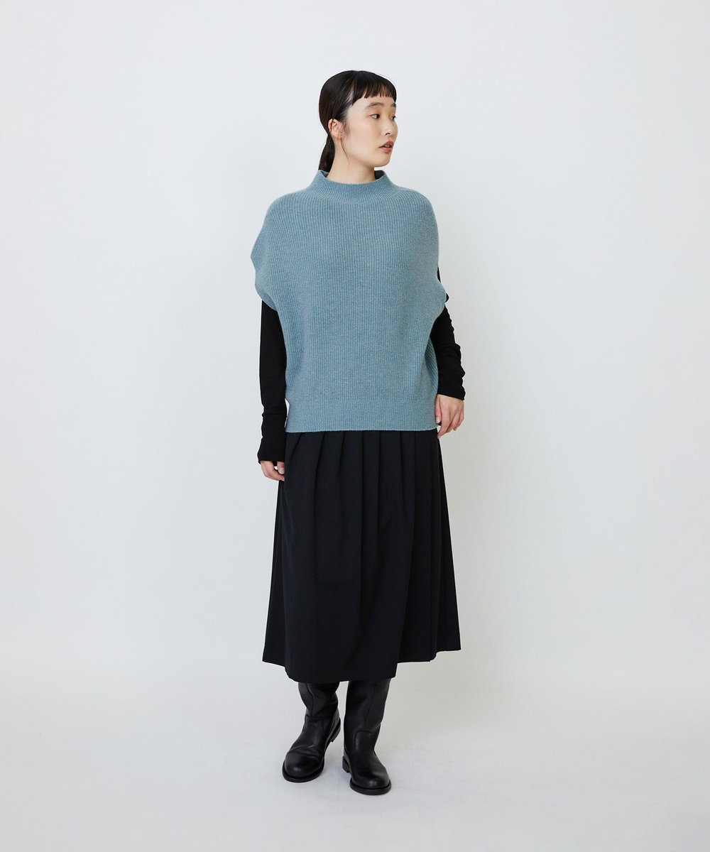 LOISIR ラムウール片畦ベスト サックスブルー