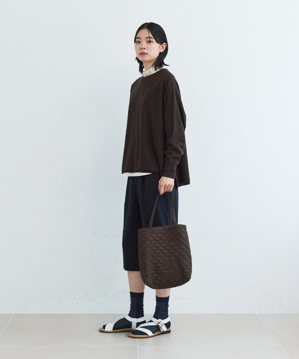 LOISIR コットンリネンキルティング風刺繍バッグ ブラウン