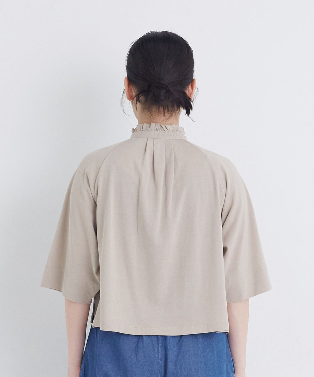 congés payés ADIEU TRISTESSE 【FAVE】ジャージーフリルカラークロップドブラウス グレイッシュベージュ