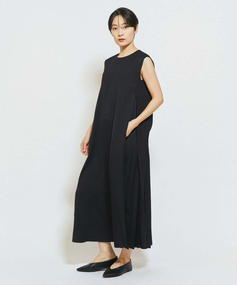 MOGA Collection MOGA Collection ウーリープリーツストレートワンピース ブラック
