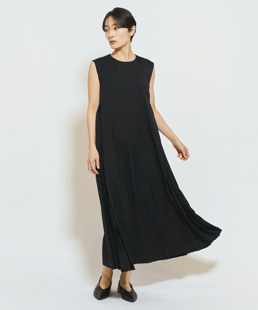 MOGA Collection MOGA Collection ウーリープリーツストレートワンピース ブラック