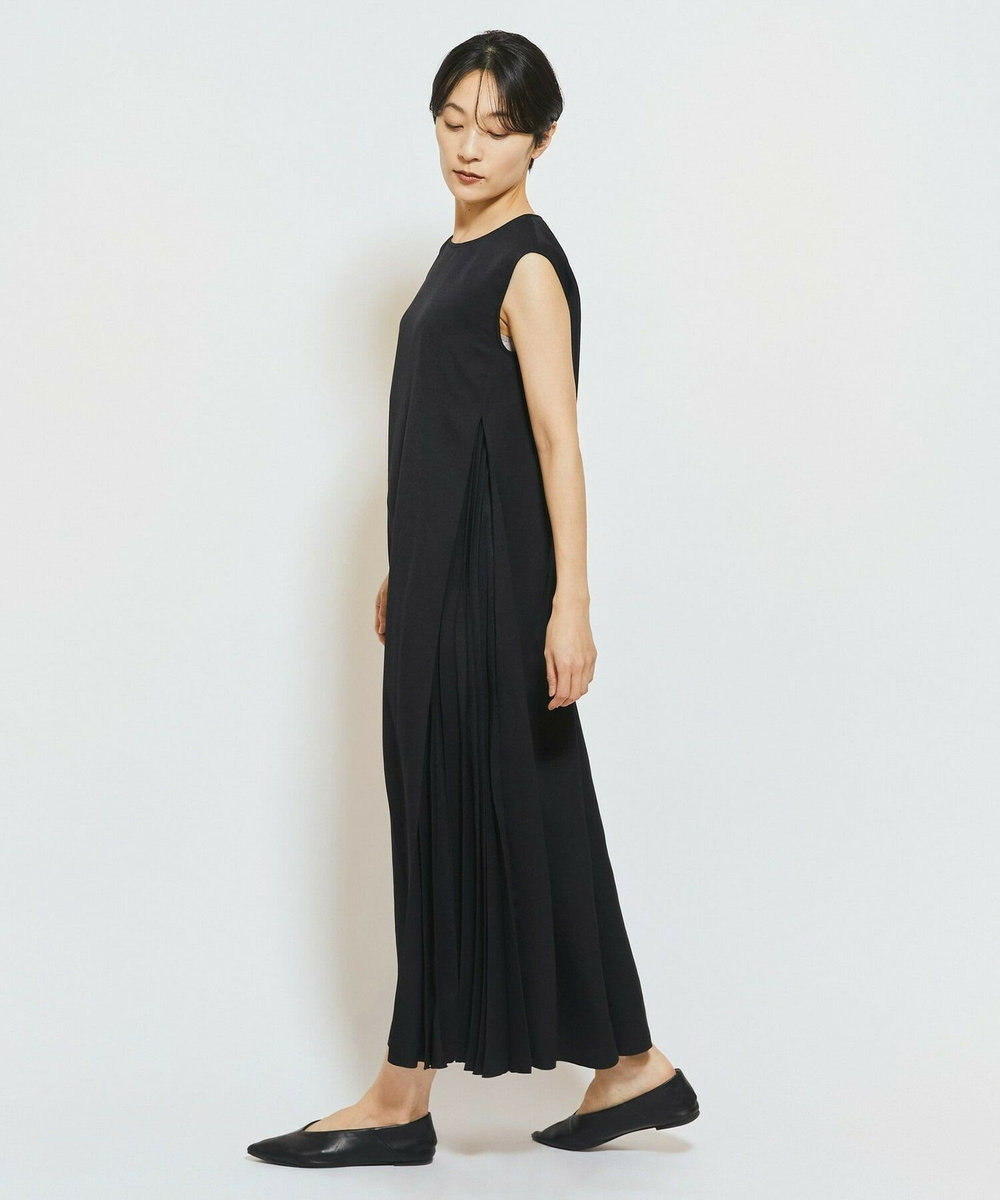 MOGA Collection MOGA Collection ウーリープリーツストレートワンピース ブラック