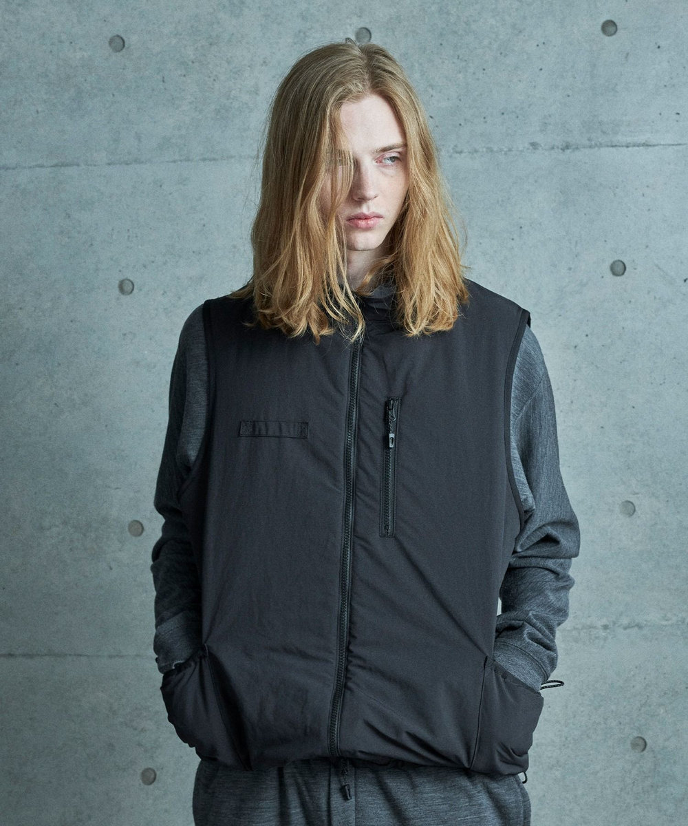 MEN'S BIGI CUBETEX中綿入りベスト ブラック