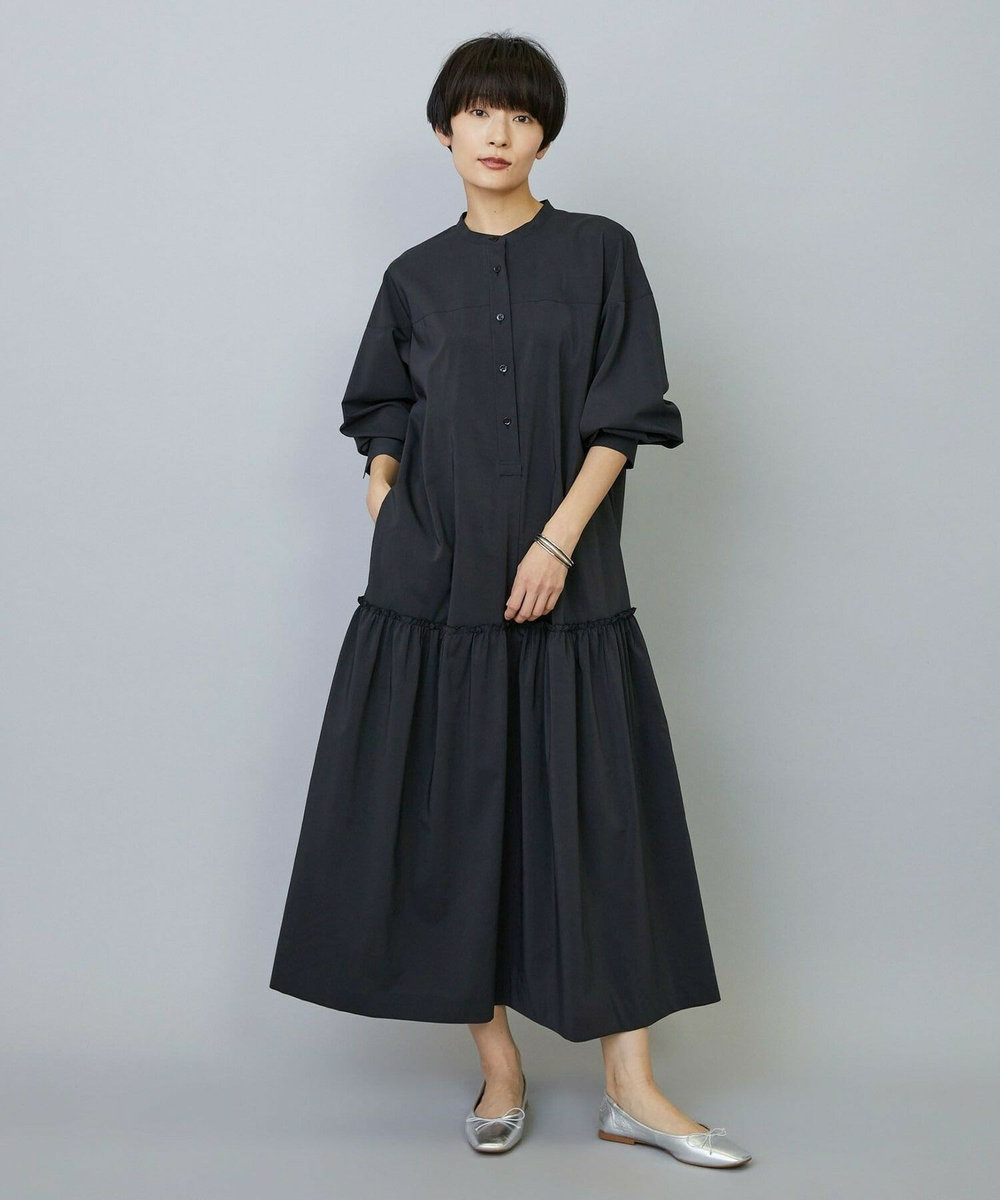 MOGA ナイロンタフタストレッチタックギャザーワンピース ブラック