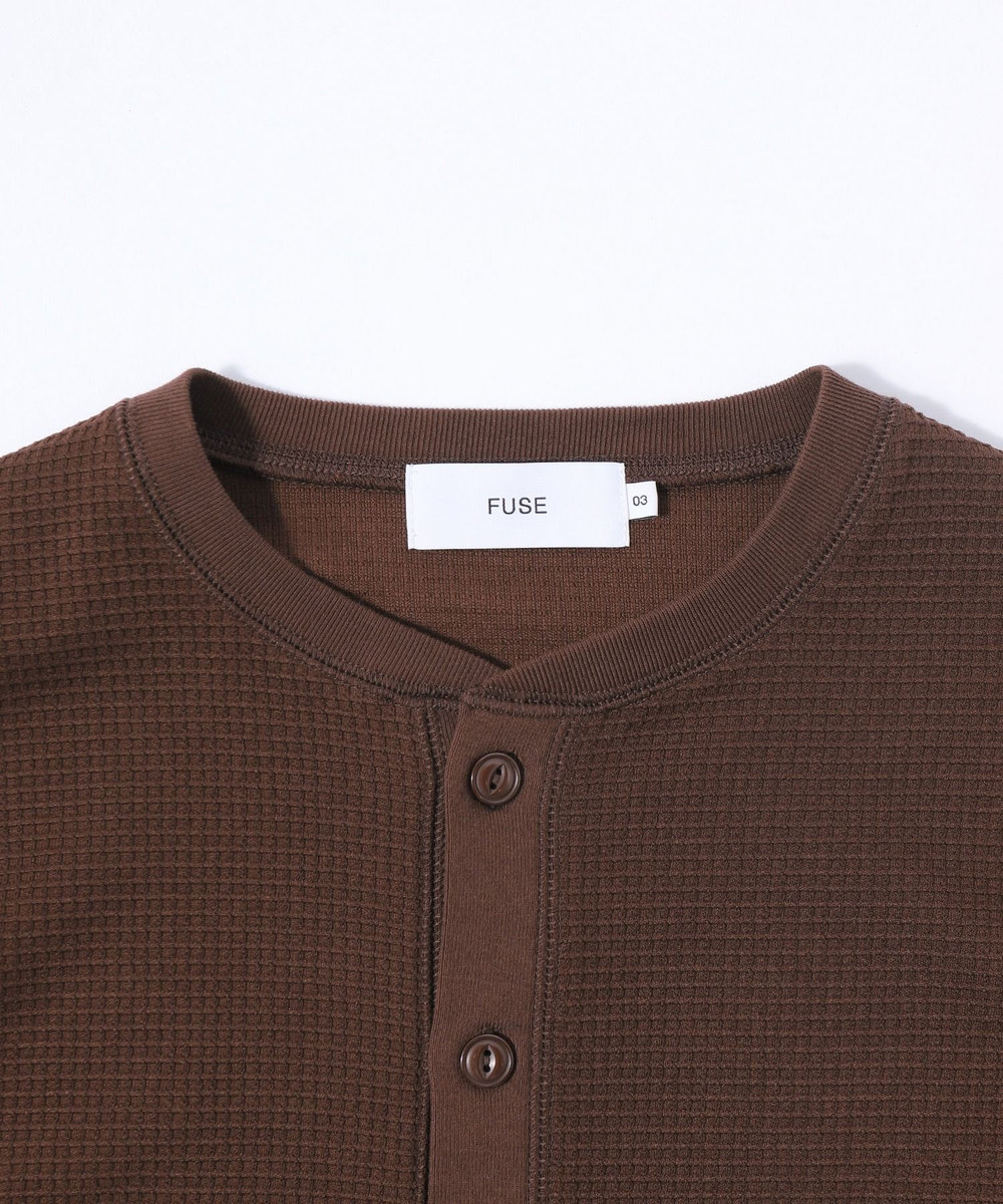 MEN'S BIGI テックサーマル ヘンリーネックシャツ＜吸水速乾・ストレッチ・軽量・通気性・保温性＞ ブラウン