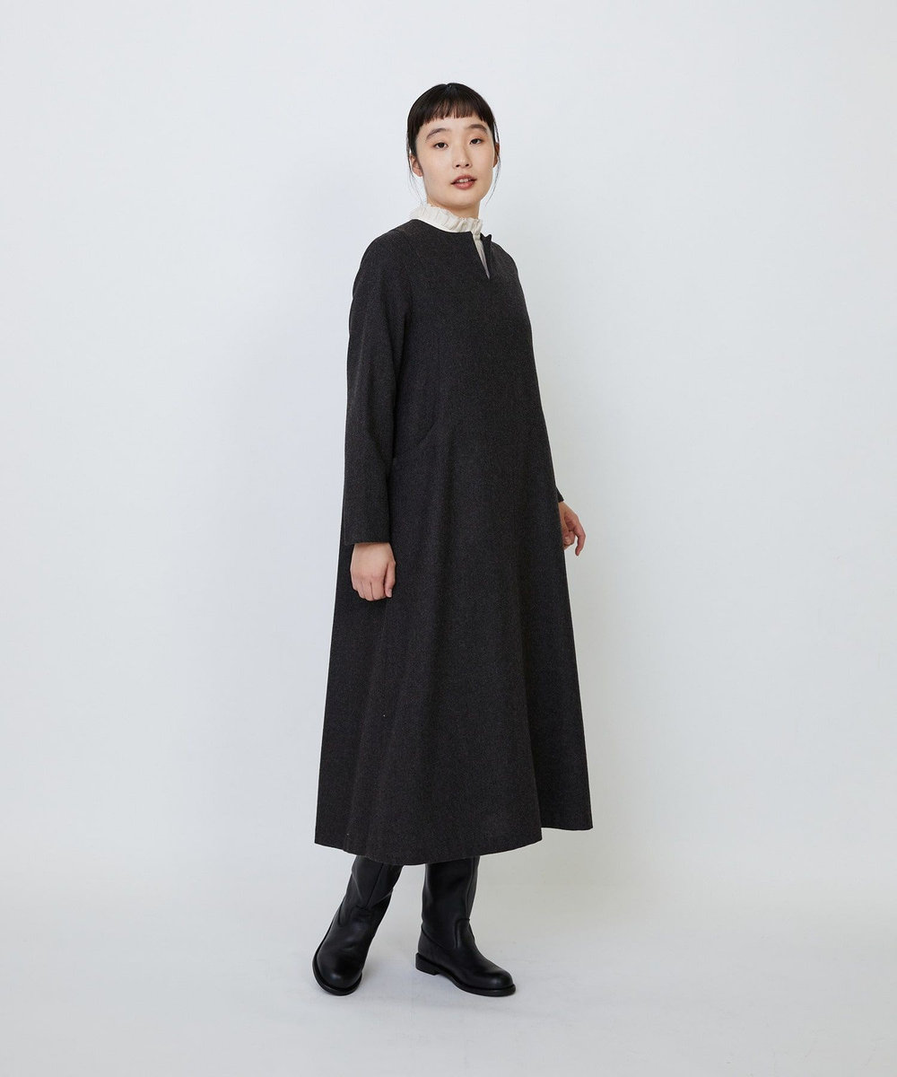 LOISIR エステルウールエターミンキーネックワンピース ブラウン