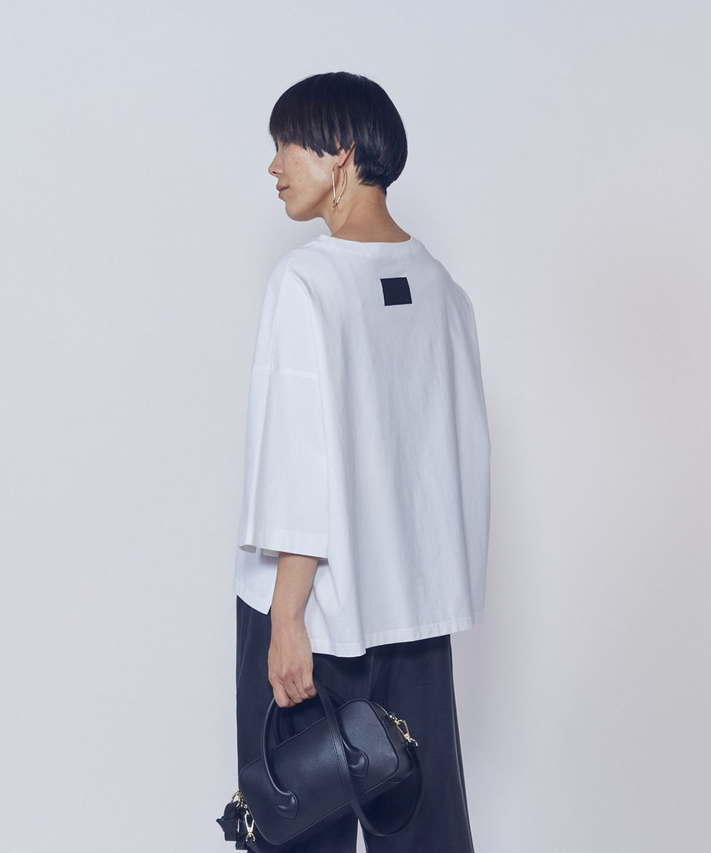 1er Arrondissement ＜COTHEBISMOKE (コグ ザ ビッグ スモーク)＞“NOELLA"Tシャツ オフホワイト