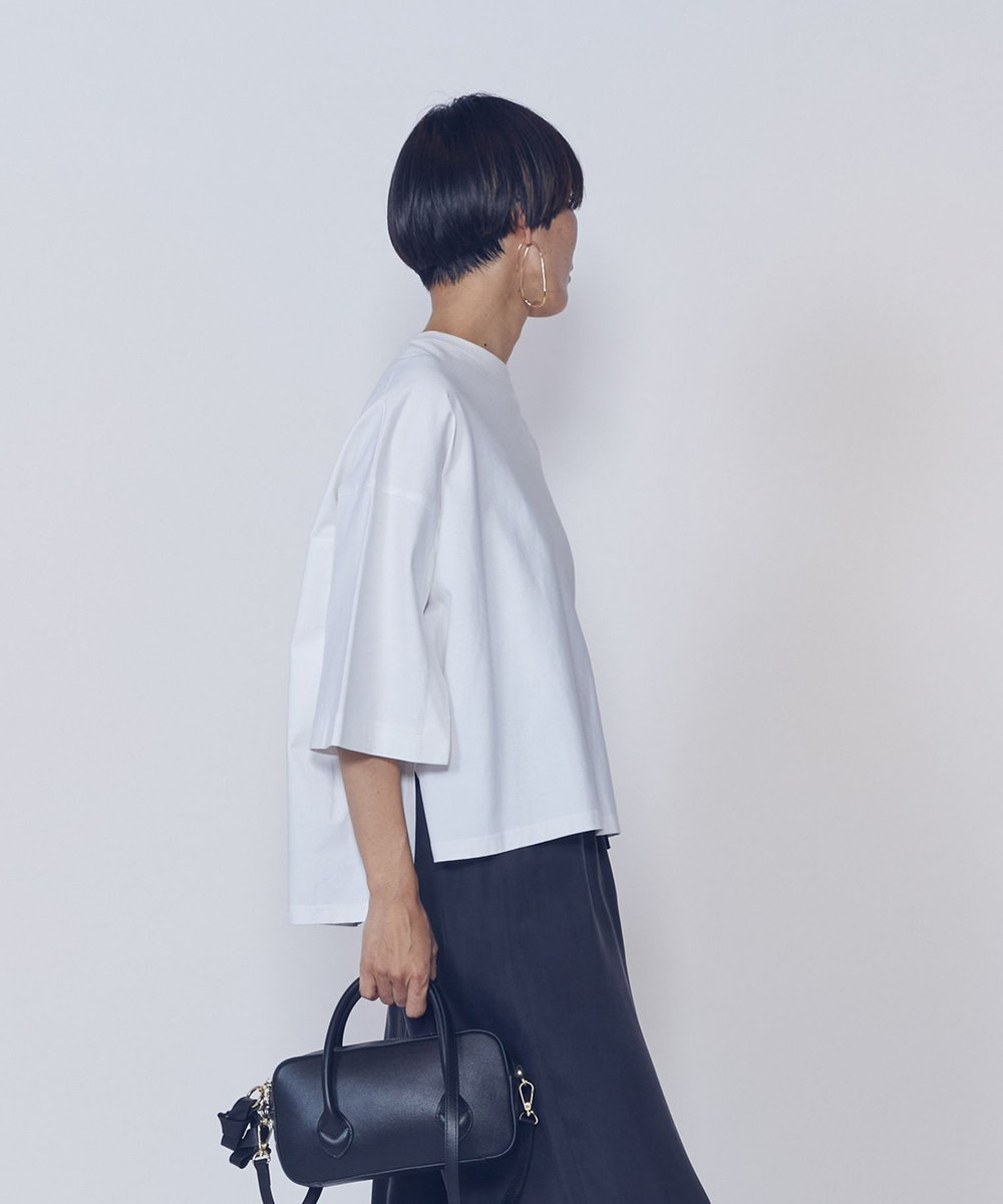 1er Arrondissement ＜COTHEBISMOKE (コグ ザ ビッグ スモーク)＞“NOELLA"Tシャツ オフホワイト