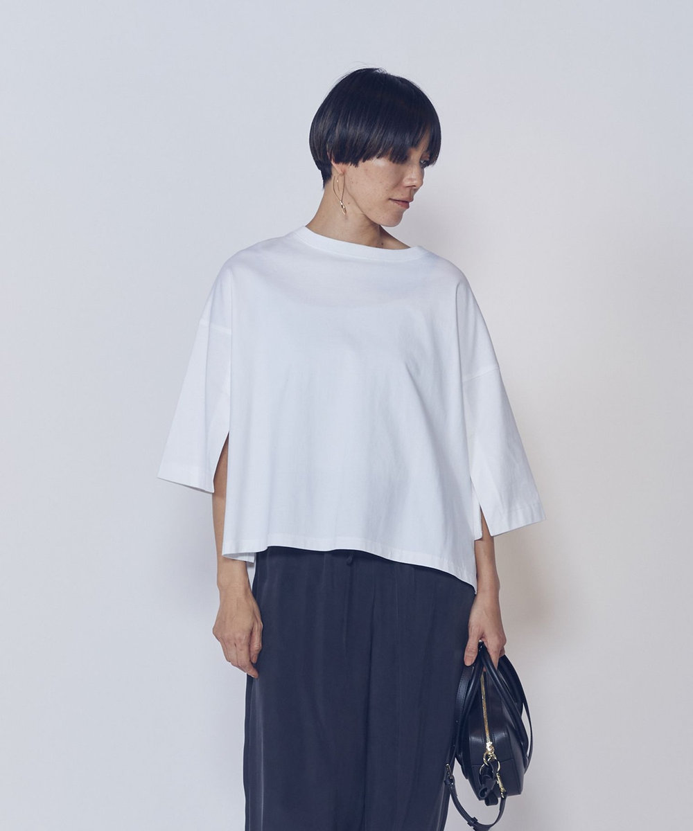 1er Arrondissement ＜COTHEBISMOKE (コグ ザ ビッグ スモーク)＞“NOELLA"Tシャツ オフホワイト