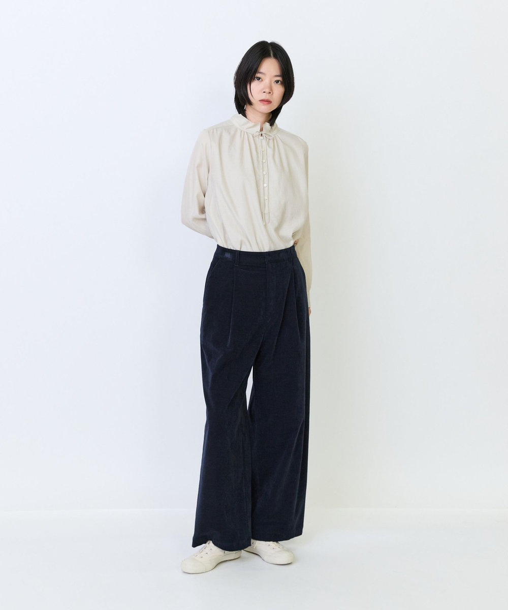 LOISIR シャンブレーベルベットセミワイドパンツ ネイビー