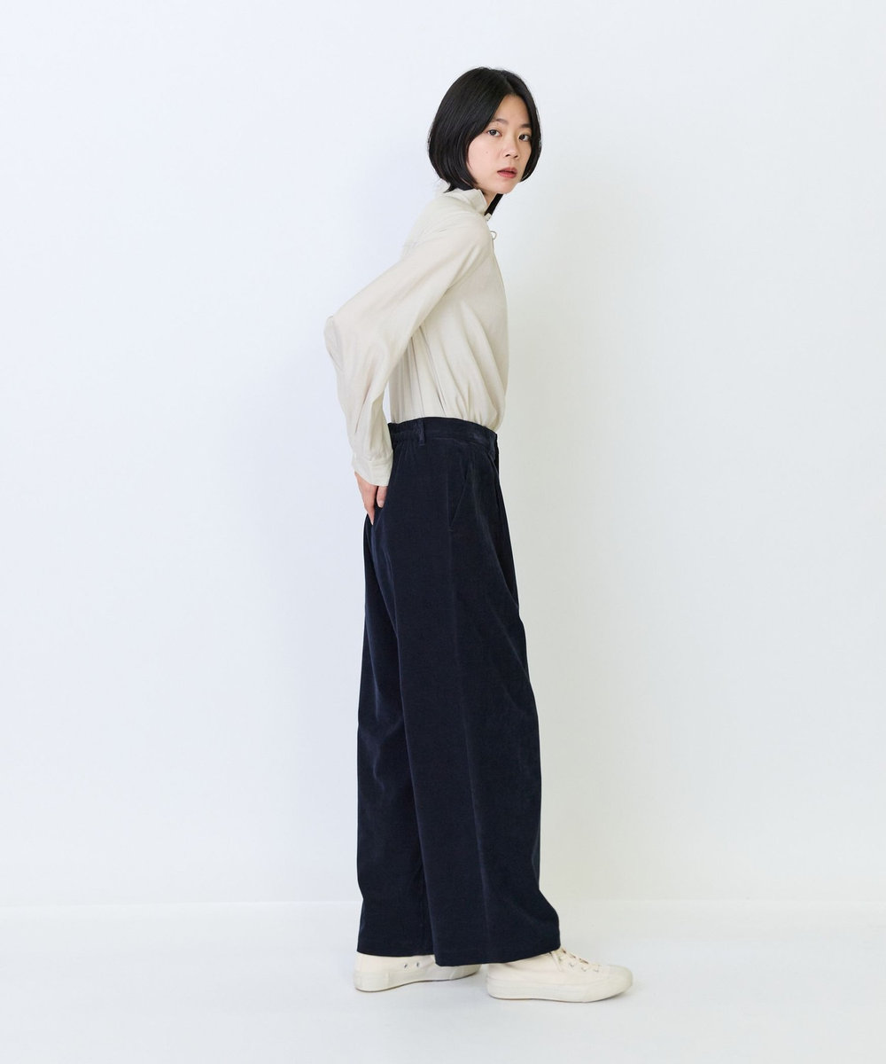 LOISIR シャンブレーベルベットセミワイドパンツ ネイビー