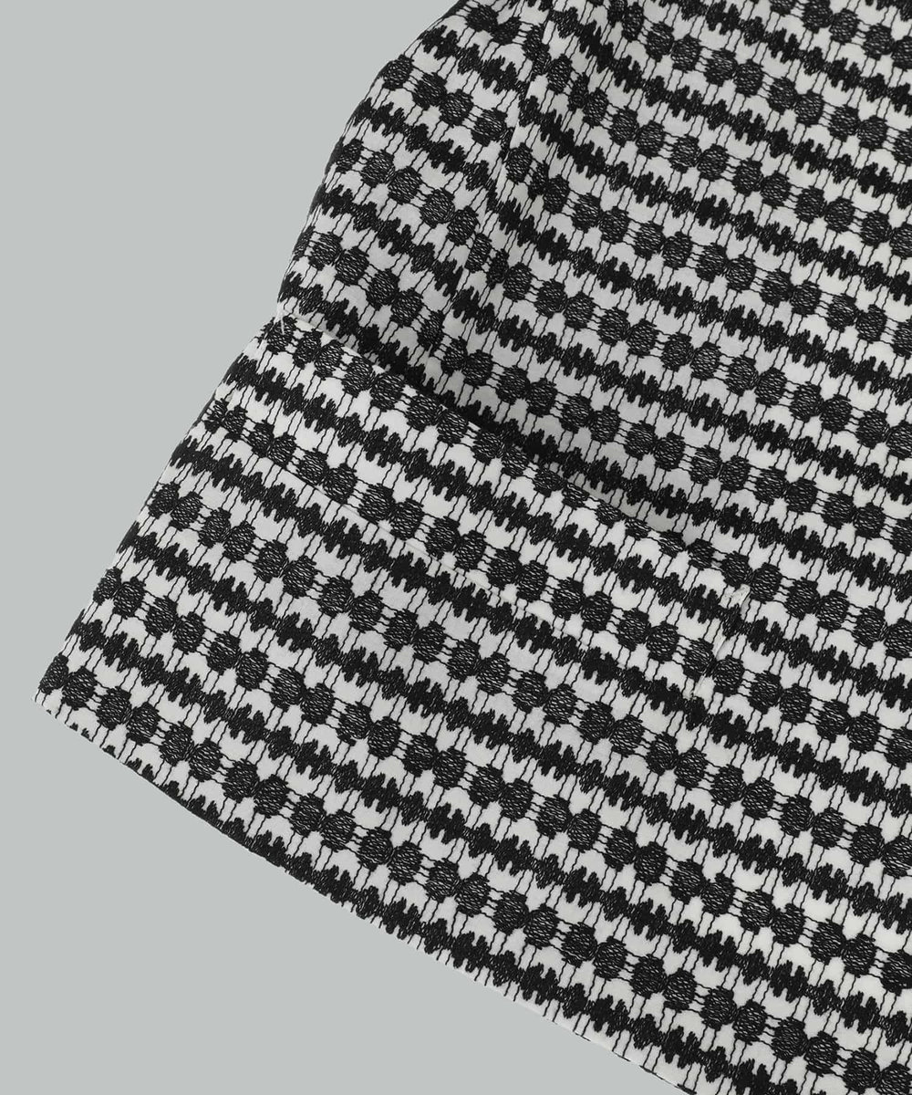 endalence embroideryノーカラージャケット ブラック