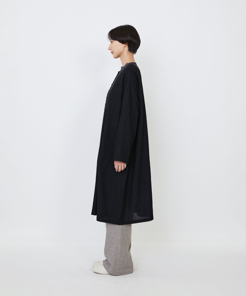 LOISIR ウールリファインガーゼガウンコート ブラック