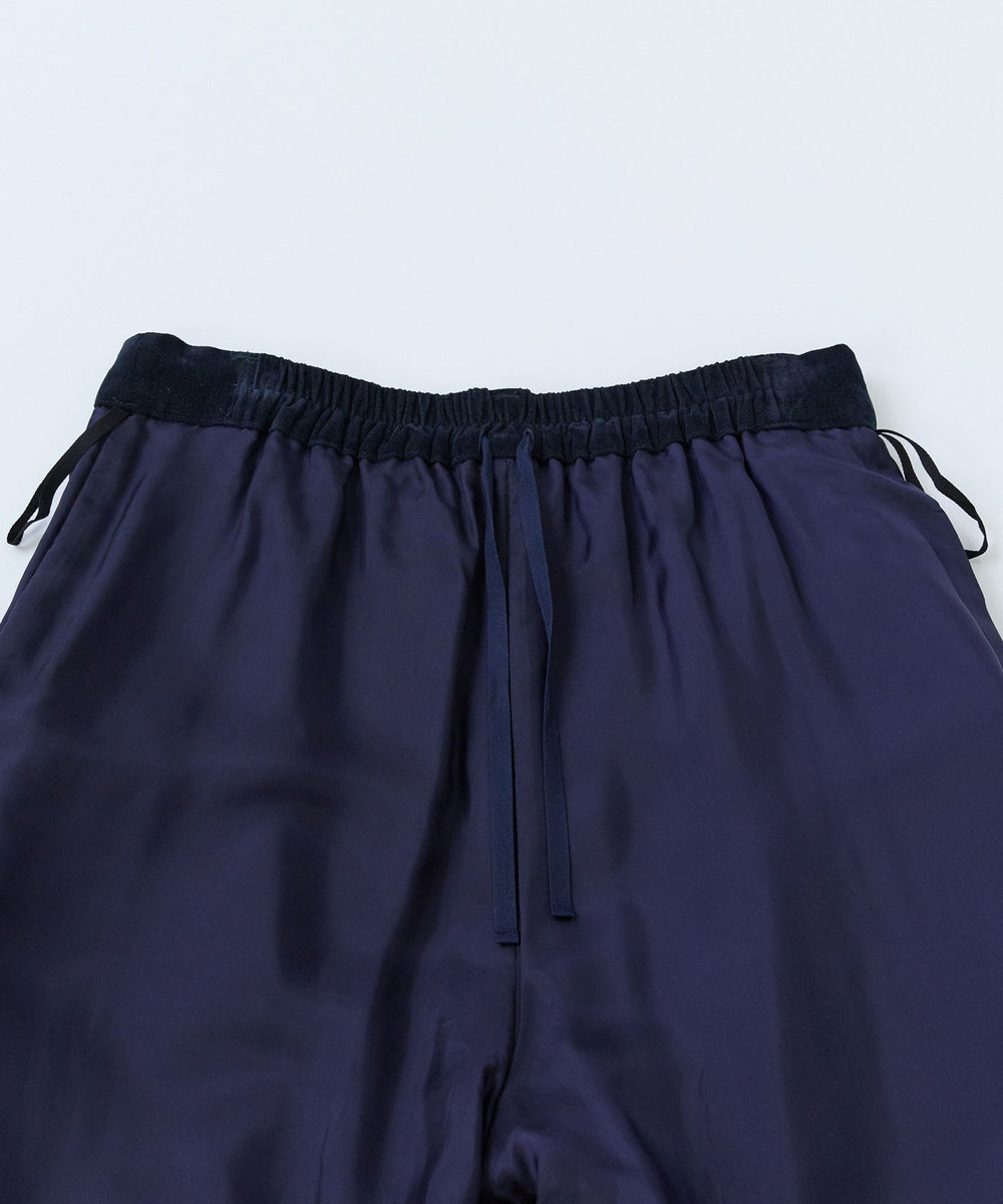 LOISIR シャンブレーベルベットセミワイドパンツ ネイビー
