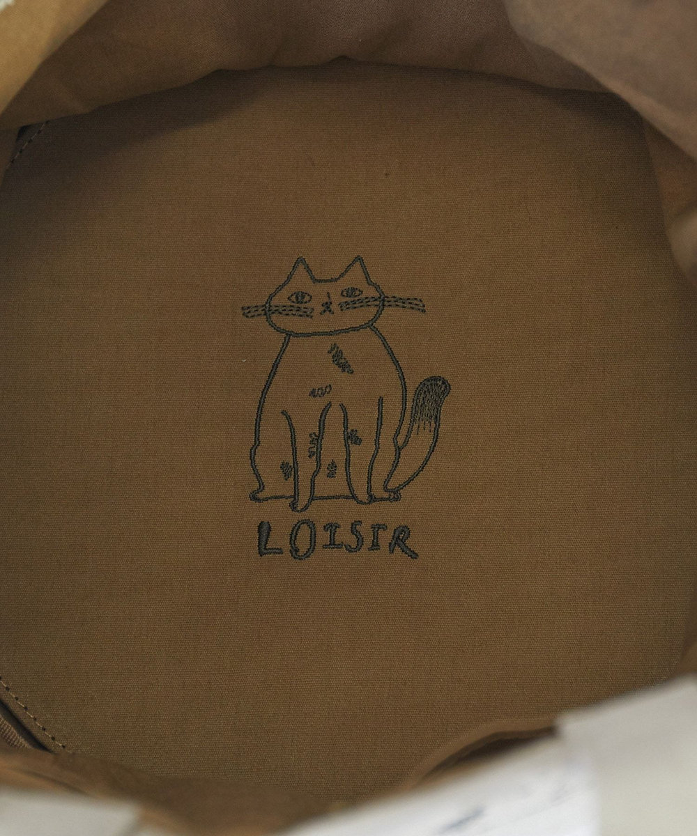 LOISIR 【アーティストコラボ】LOISIR×TORANEKOBONBONCATエンブロイダリーseauバッグ ベージュ