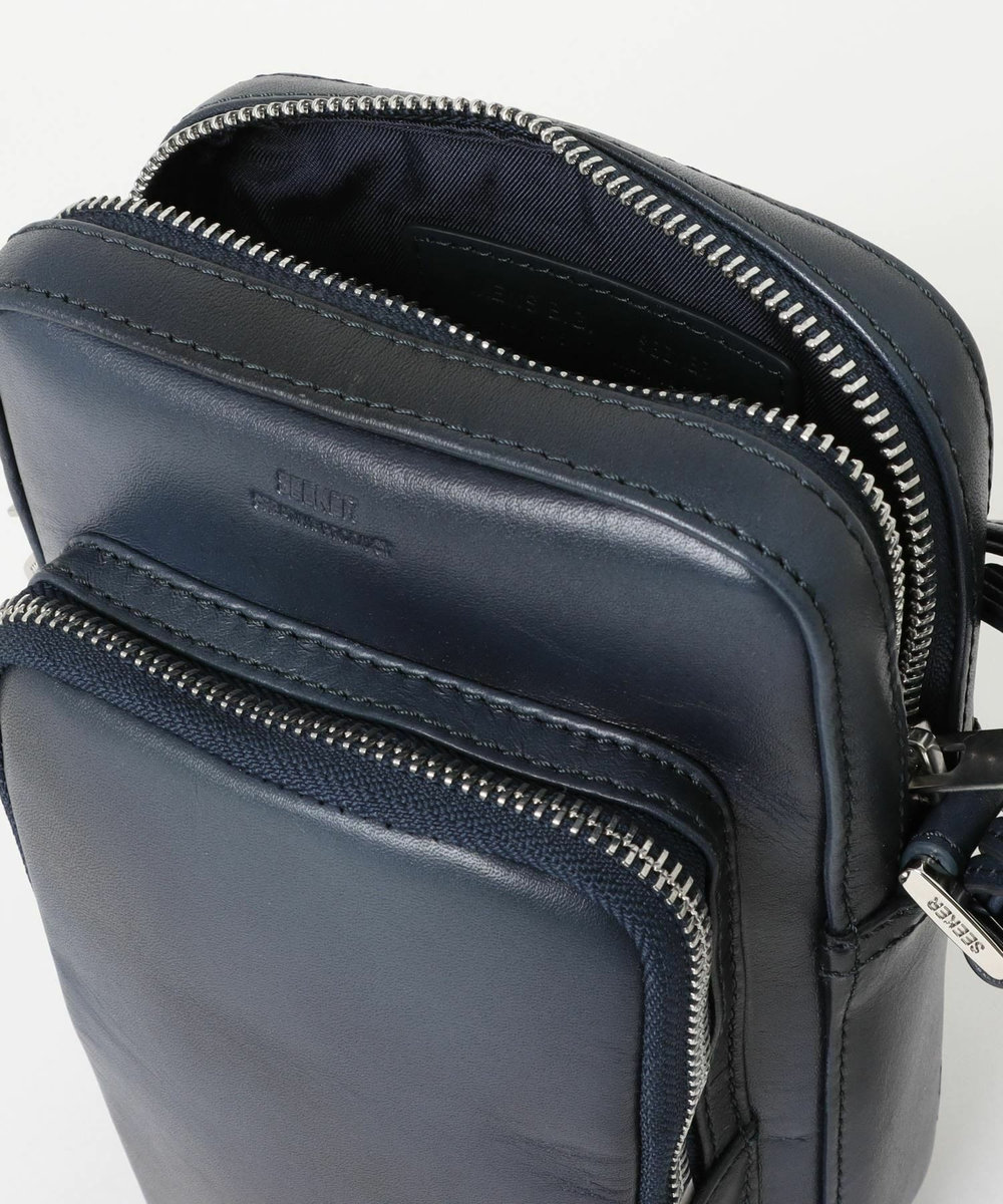 MEN'S BIGI 【SEEKER/シーカー】別注 ムラレザーミニショルダーバッグ ネイビー