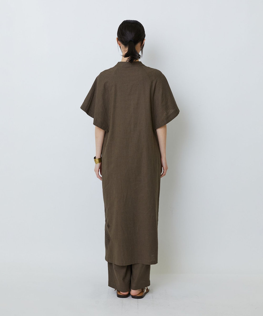 LOISIR コットンリネンクロス刺繍入りワンピース カーキ