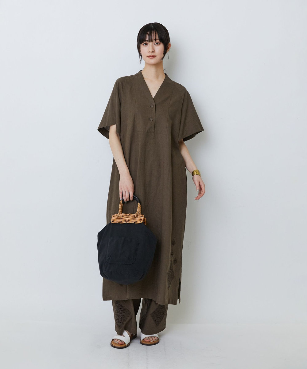 LOISIR コットンリネンクロス刺繍入りワンピース カーキ