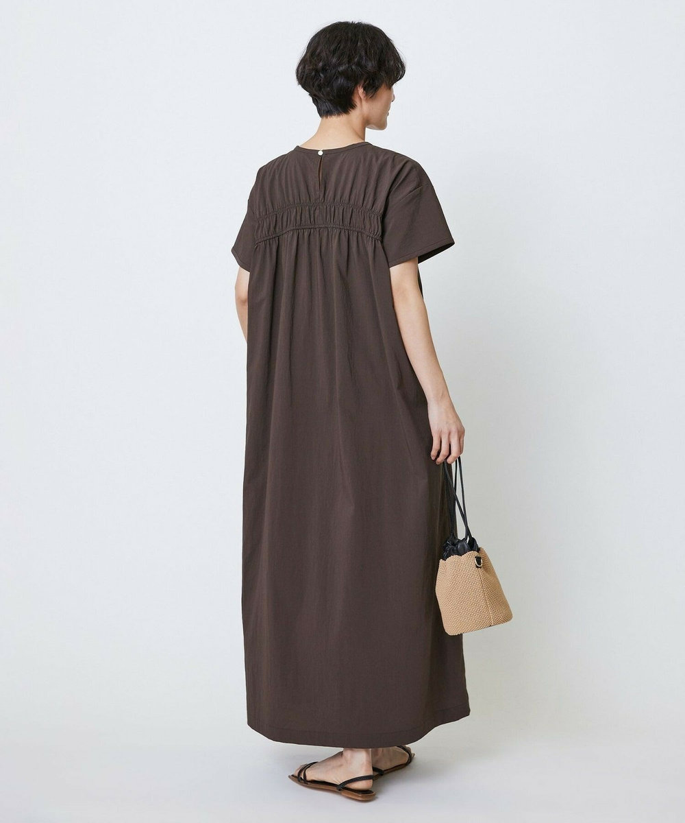 feerique feerique　ポリナイロンストレッチTシャツワンピース ブラウン