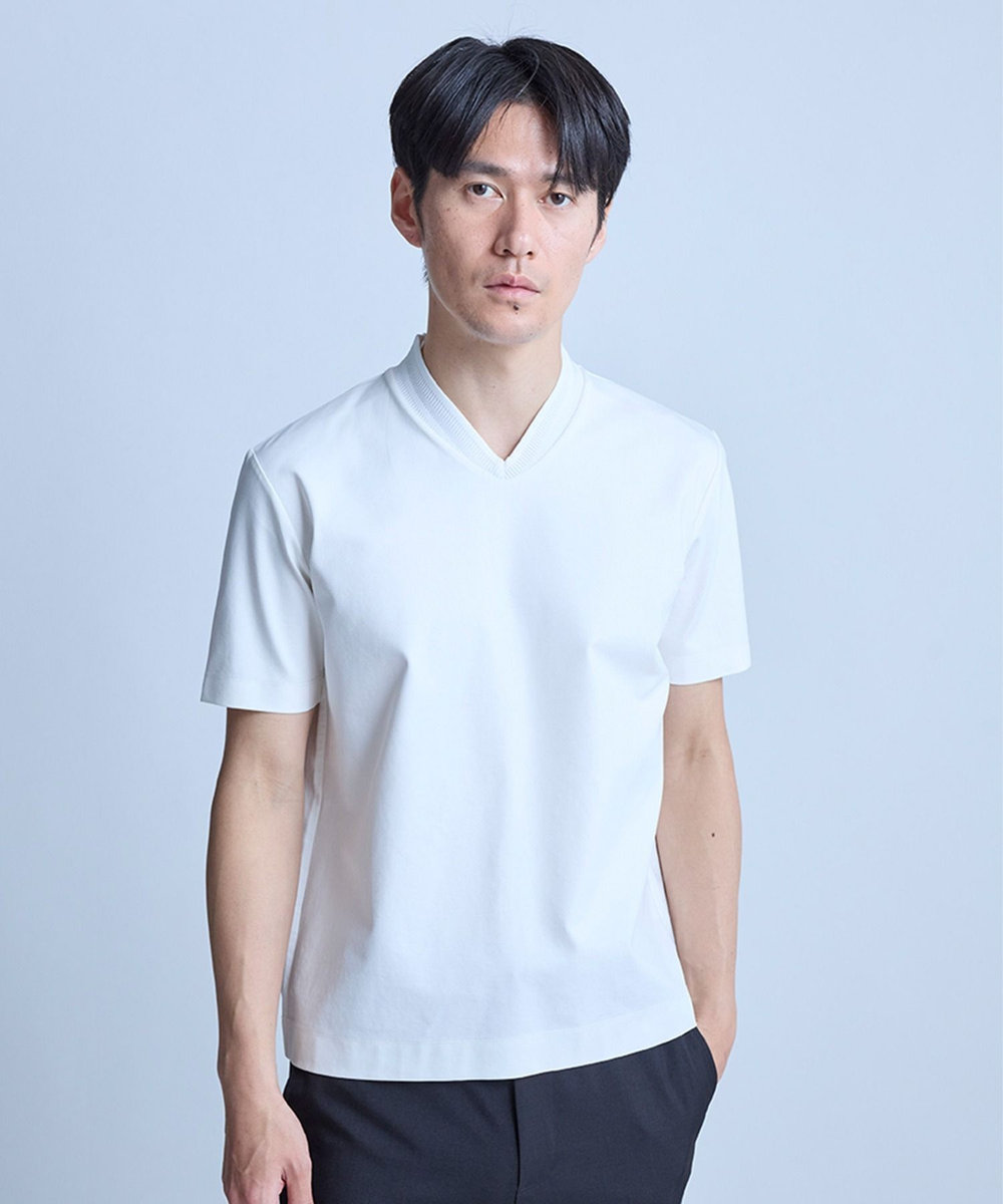 UNION STATION VネックテイラーTシャツ〈ストレッチ・マシンウォッシャブル・防臭・接触冷感〉	 ホワイト