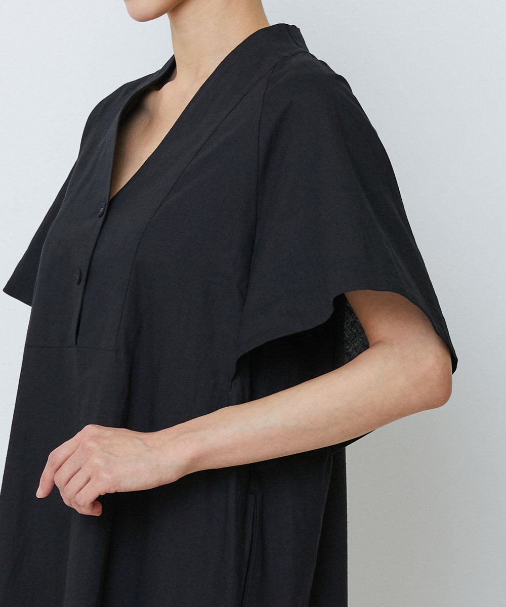 LOISIR コットンリネンクロス刺繍入りワンピース ブラック