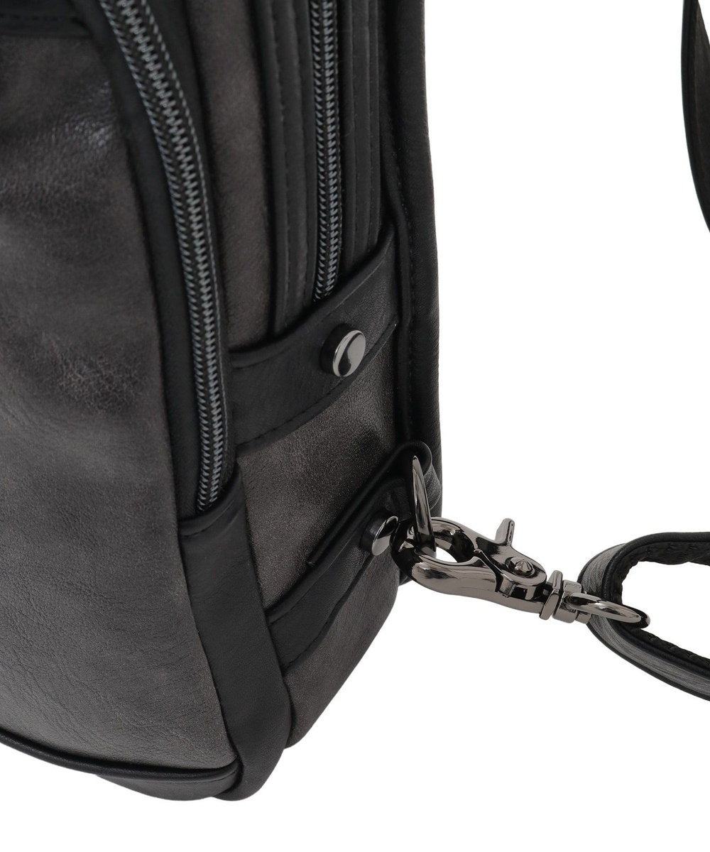 MEN'S BIGI フェイクレザー ボディバッグ グレー
