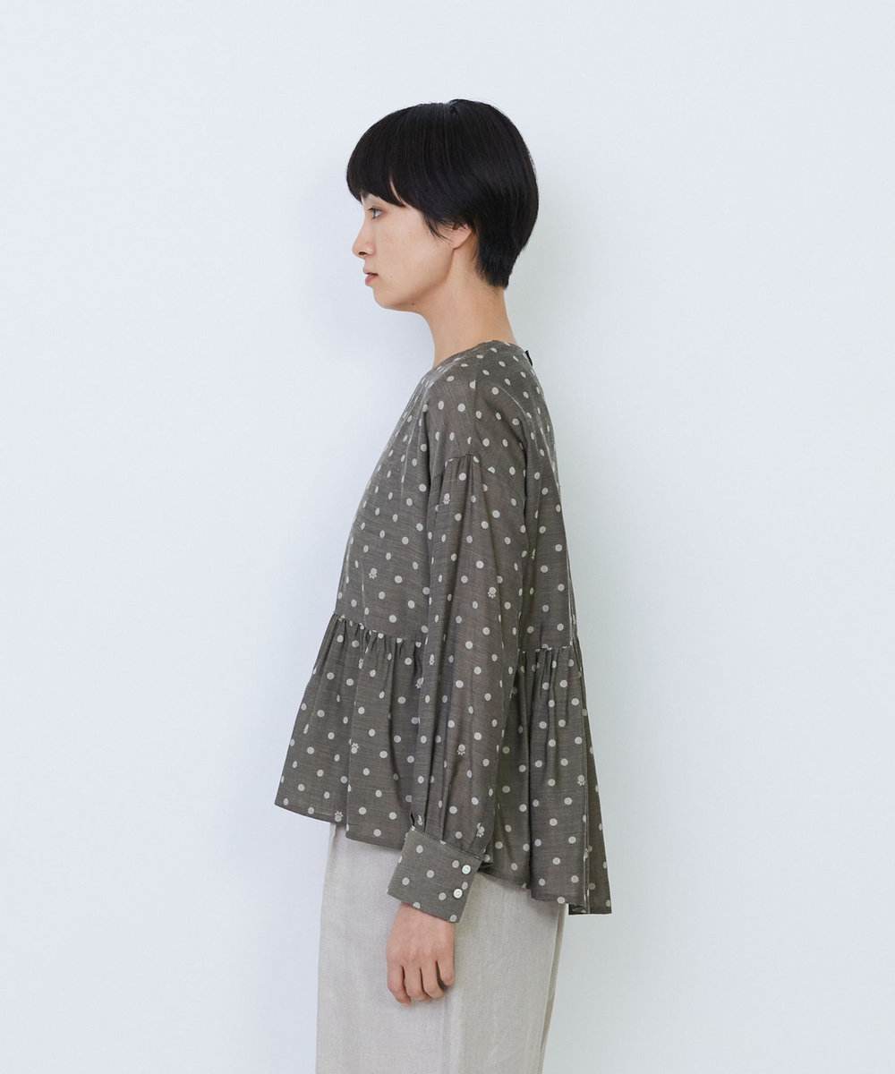 LOISIR オリジナル柄カットジャカードペプラムブラウス ベージュ系その他