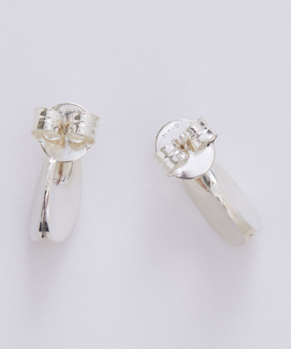 unbilanc ＜JOAQUIN BERAO＞Earrings GAUDI SV 07 シルバー