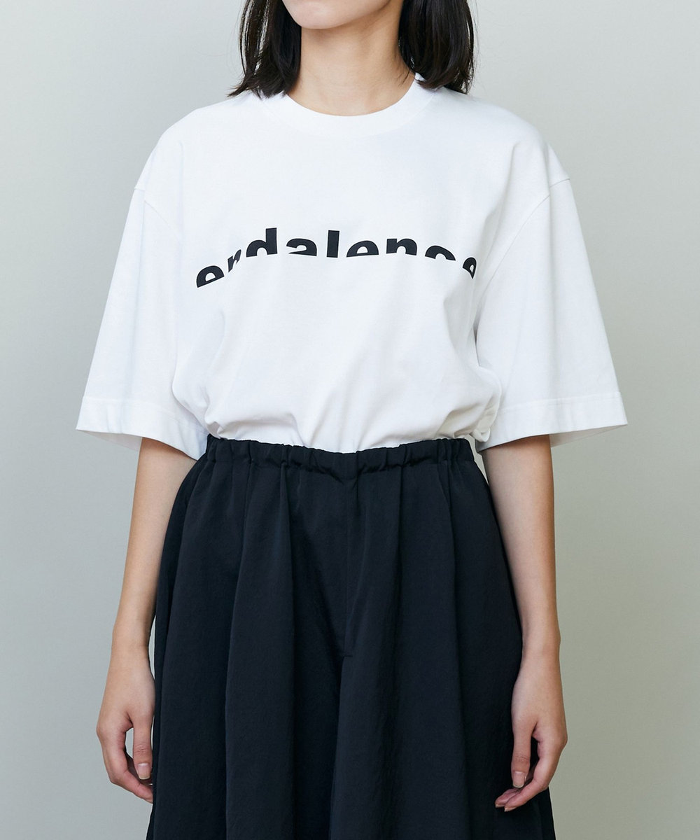 endalence endalenceハーフロゴ半袖Tシャツ ブラック