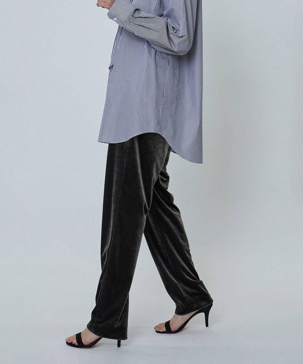 1er Arrondissement ベロアテーパードパンツ グレー