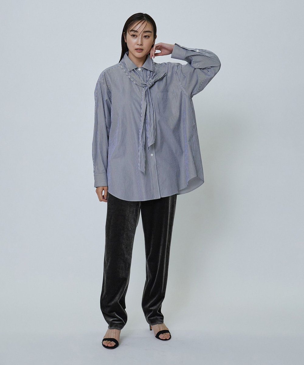 1er Arrondissement ベロアテーパードパンツ グレー
